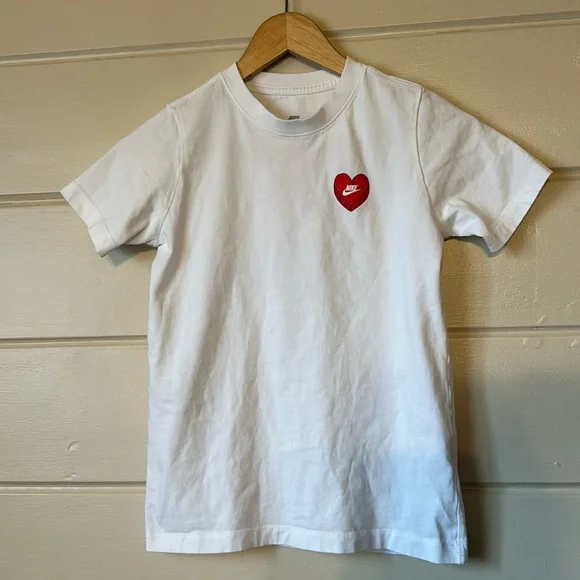 Nike Sportswear Valentine Printed T-Shirt Size Medium - Picture 4 of 10
